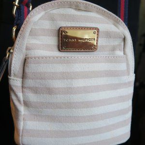 TH Canvas Crossbody